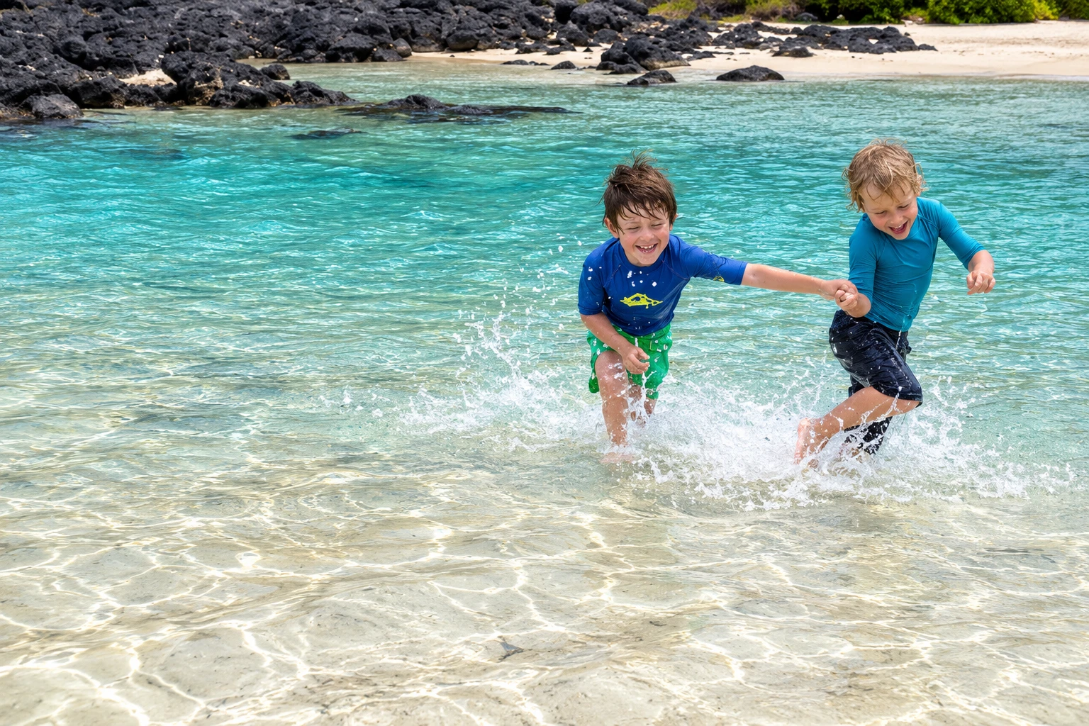 Ile aux Cerfs Catamaran Cruise Mauritius: Snorkel, Waterfall & BBQ