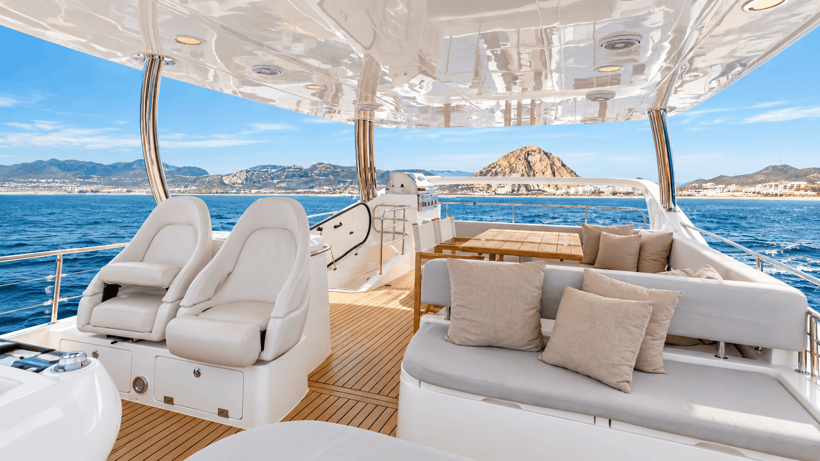 75ft Sunseeker Cabo San Lucas Yacht Rental – All-Inclusive