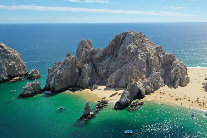 Cabo Boat Ride to El Arco and Lover’s Beach with Swimming