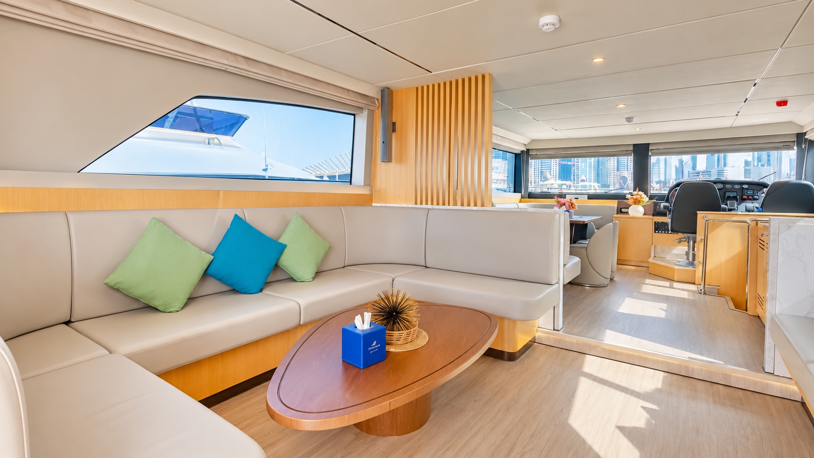 Private 62ft Yacht Charter Dubai – Burj Al Arab Cruise, 25 Guests
