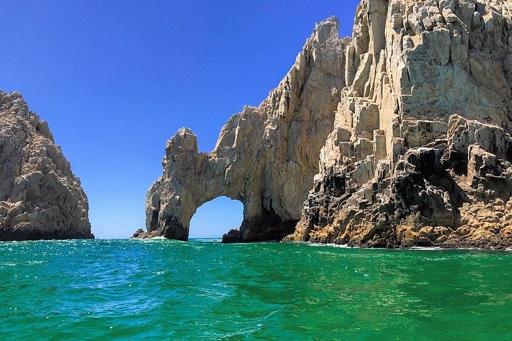 Cabo Boat Ride to El Arco and Lover’s Beach with Swimming