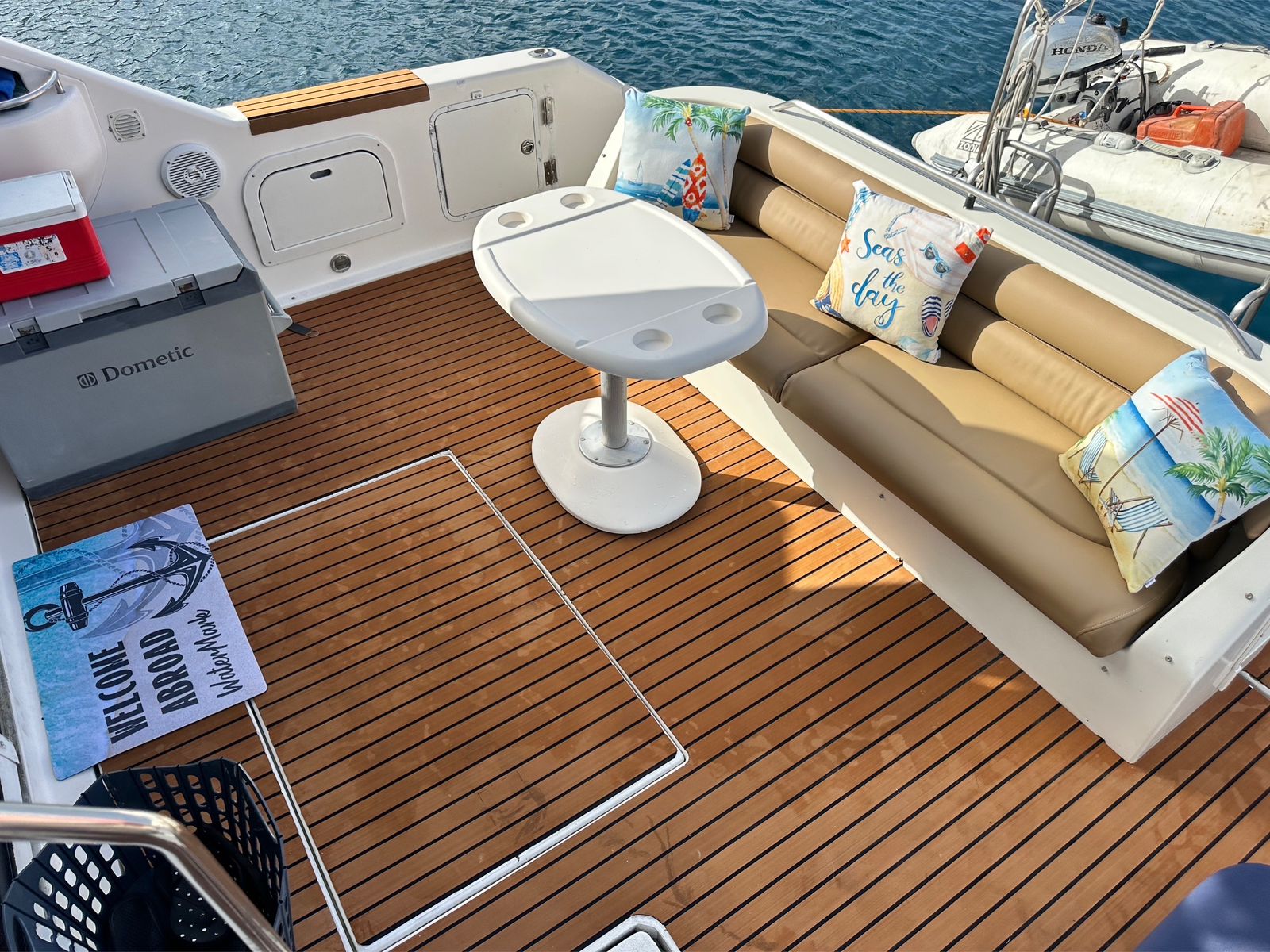 Mustique Private Boat Day Trip from Bequia