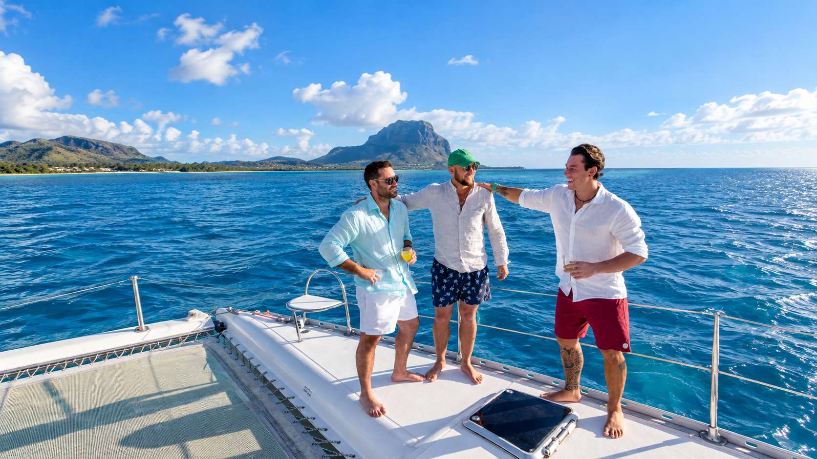 Catamaran Cruise Mauritius: Dolphins, Snorkel & Seafood BBQ