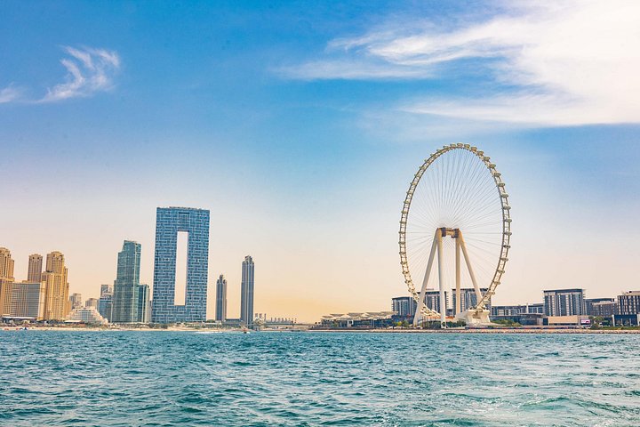Dubai Marina 1-Hour Shared Yacht Tour