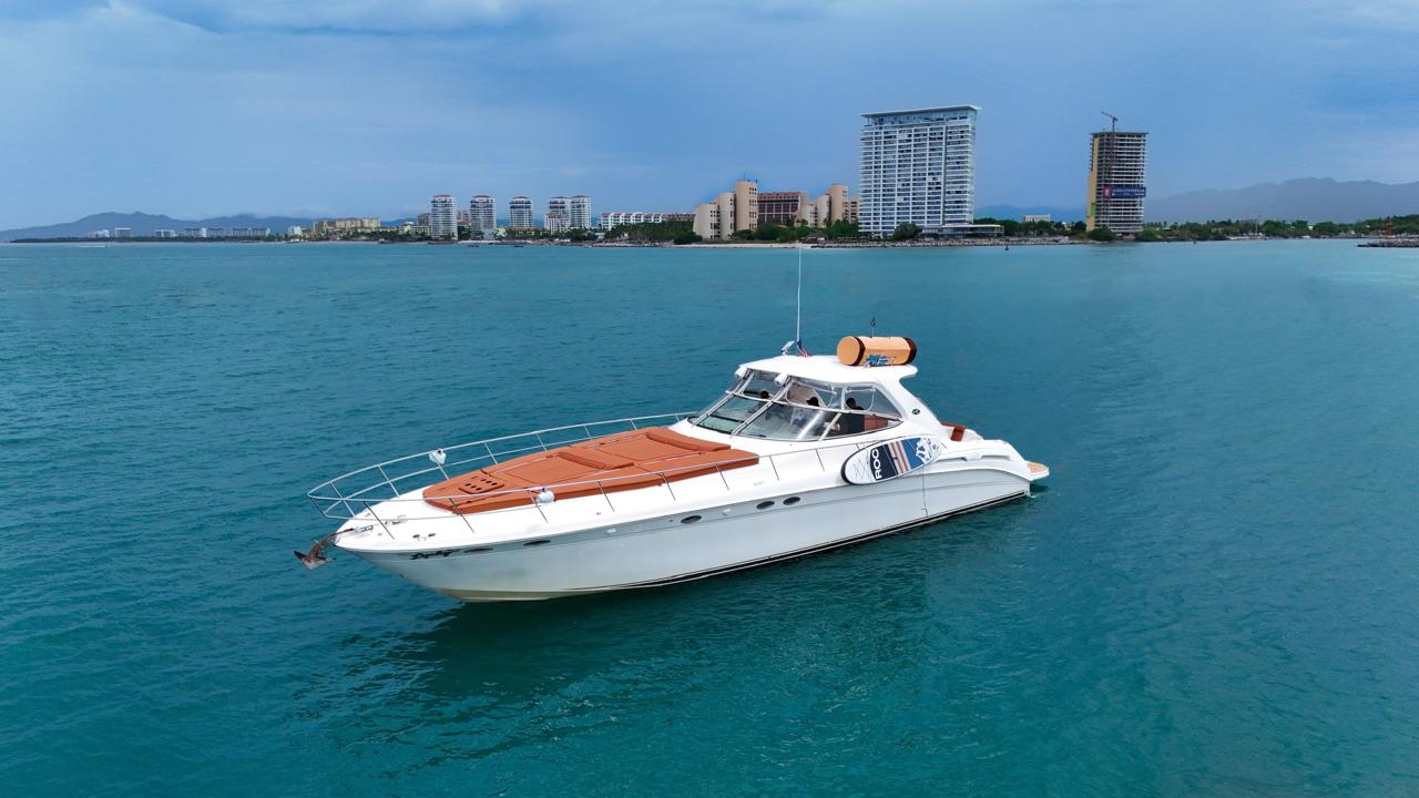 60ft Luxury Yacht Rental Puerto Vallarta – 30 Guests