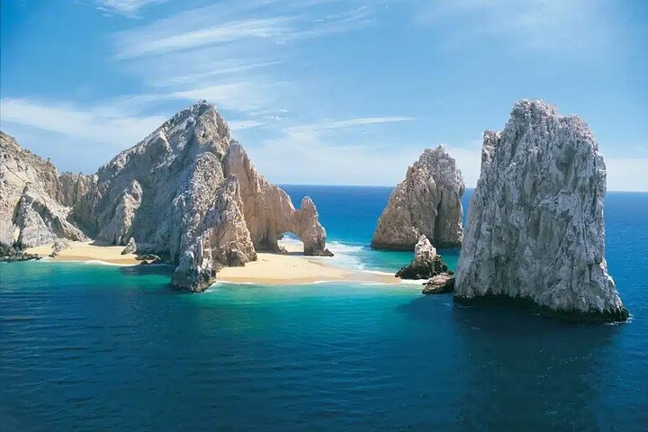 Cabo Boat Ride to El Arco and Lover’s Beach with Swimming