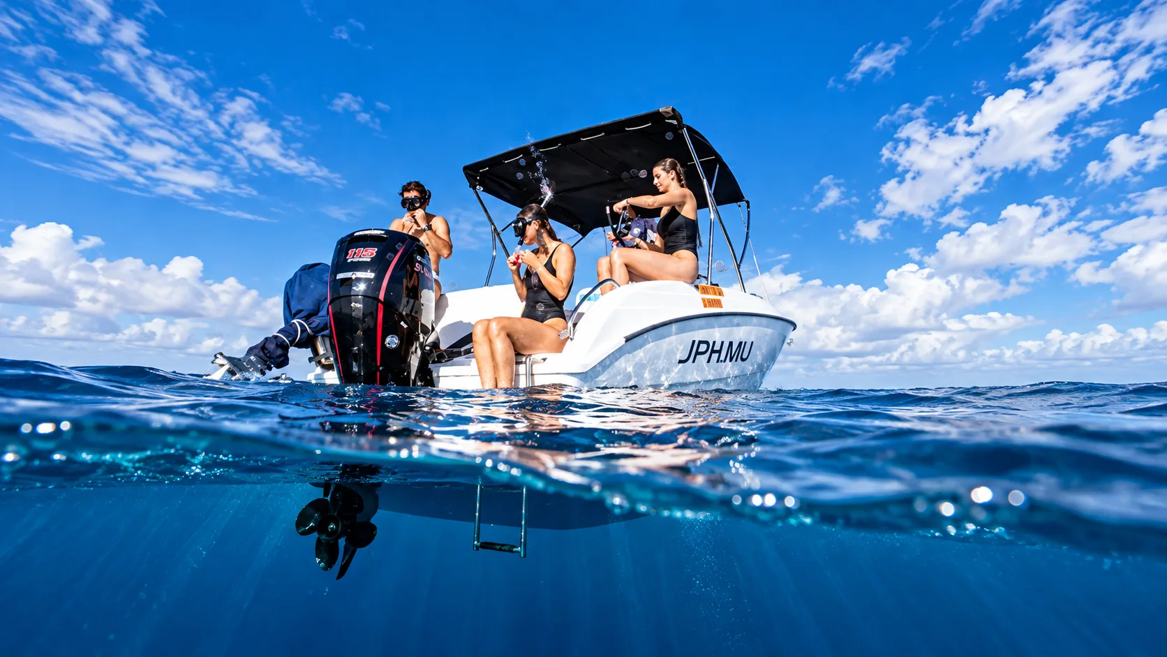 Private North Islands Boat Tour Mauritius: Bonanza Discovery