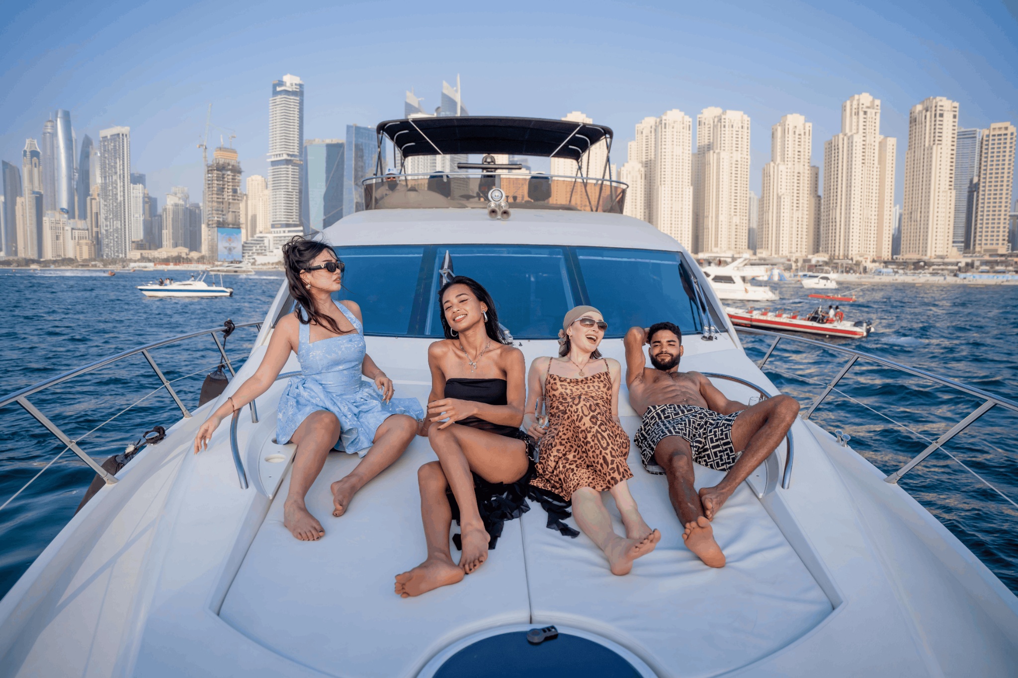 Private 62ft Azimut Flybridge Charter Dubai – Palm Jumeirah Cruise, 20 Guests