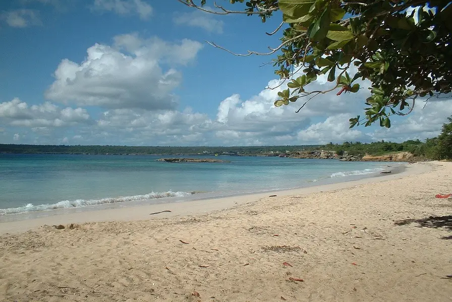 4. Playa Boca de Yuma