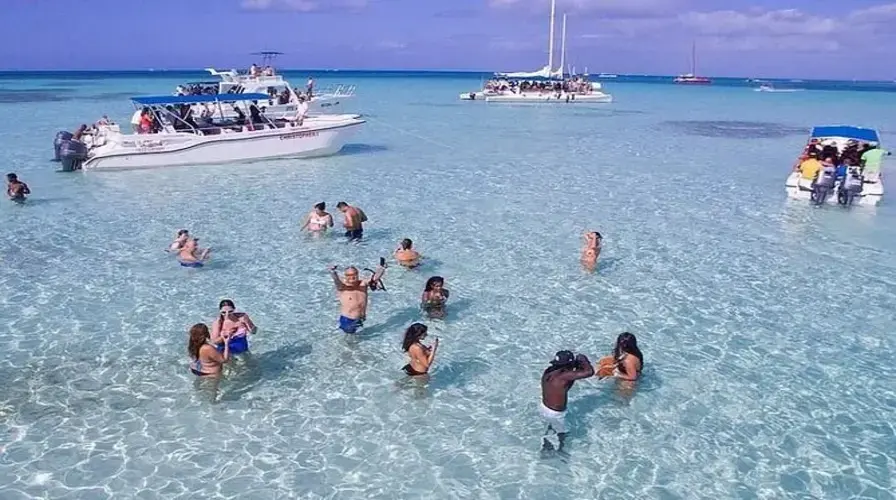 4. Boat Trip to Saona Island - Top 10 Punta Cana Excursions for Families